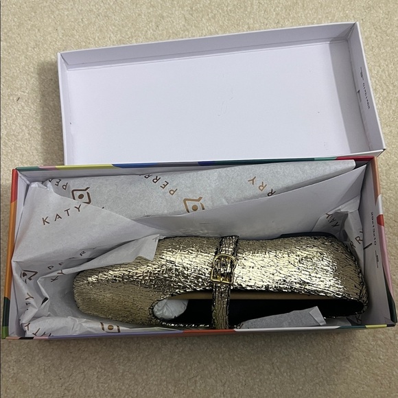 NEW Katy Perry The Evie Mary Jane In Gold Metallic Glass Glamorous Holiday 5.5 - Picture 6 of 8